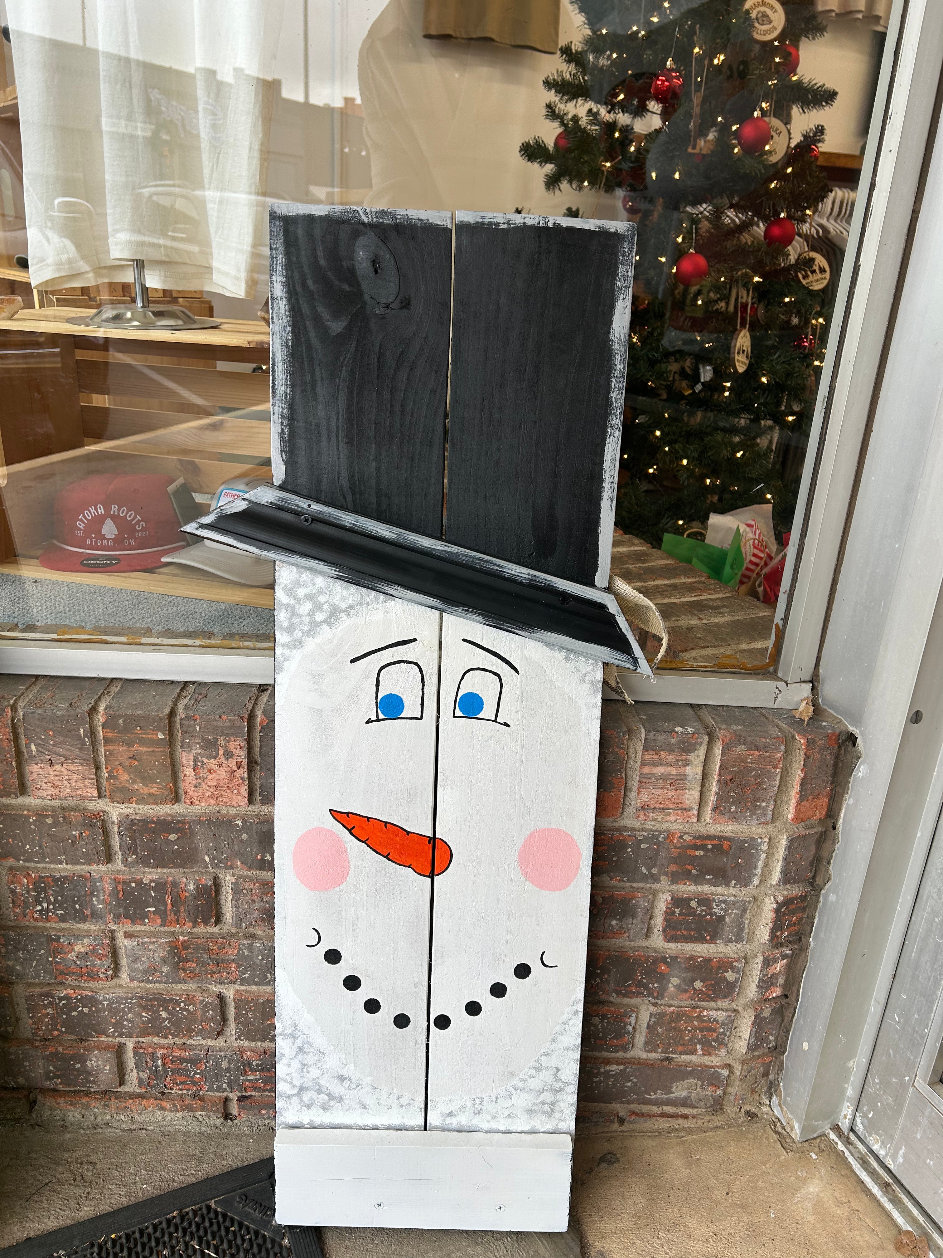 Scarecrow/Snowman